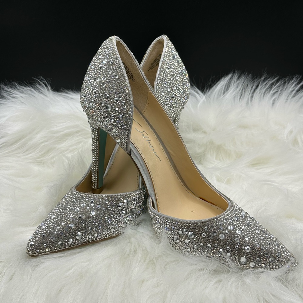 Betsey Johnson Hazil high heels in Silver and Crystal Embellishments 🎉HP🎉